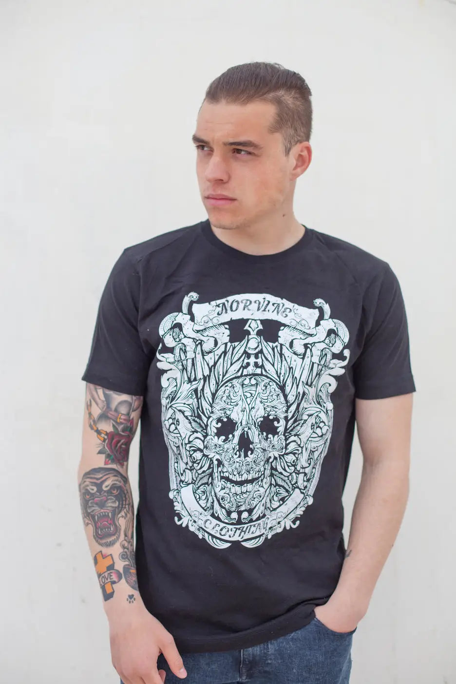 Caesar’s Skull T-shirt - Printify